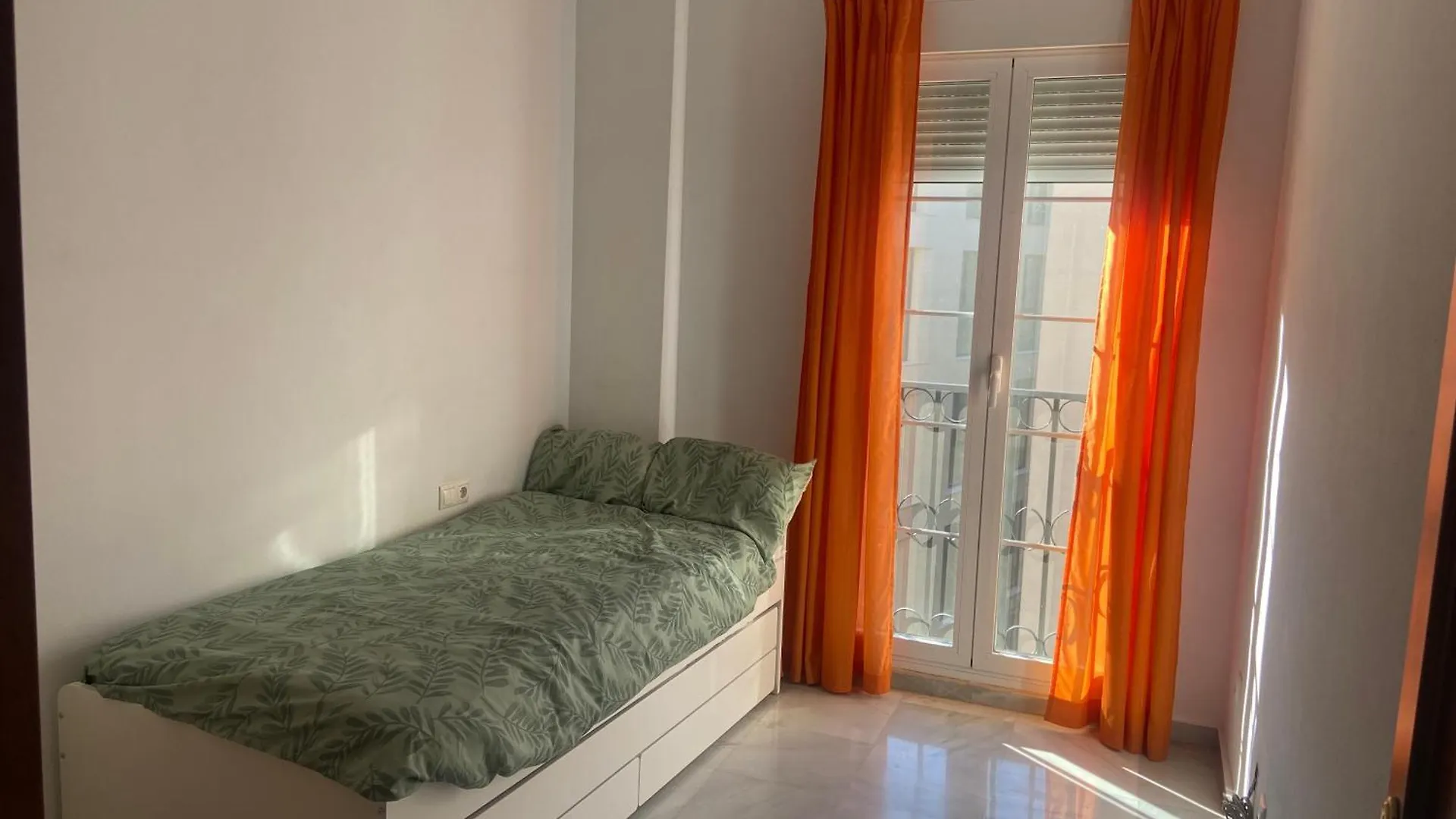 Apartamento Amplio Centro De Malaga